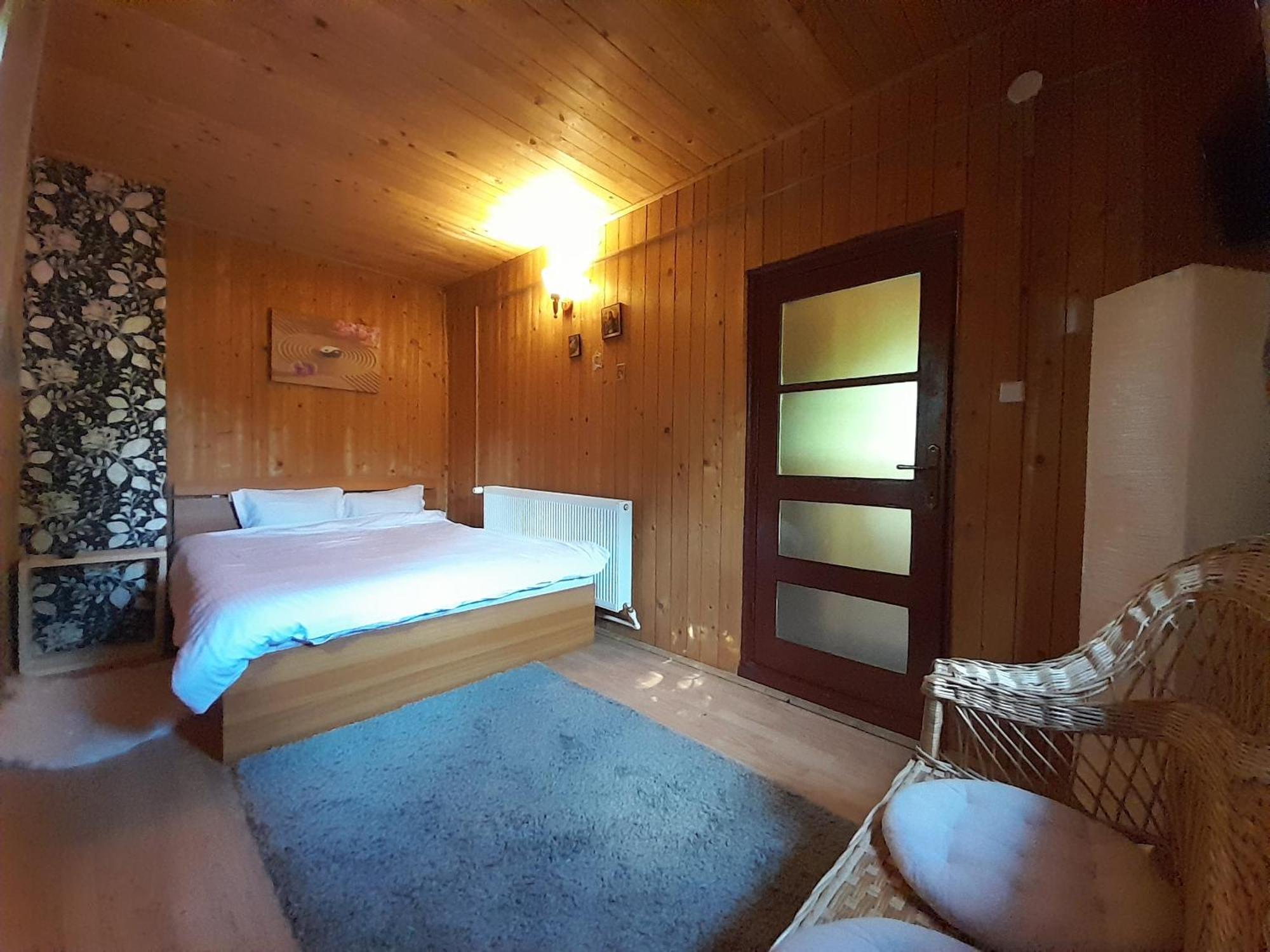 Cabana Din Padurea Valeni Vălenii de Munte Esterno foto