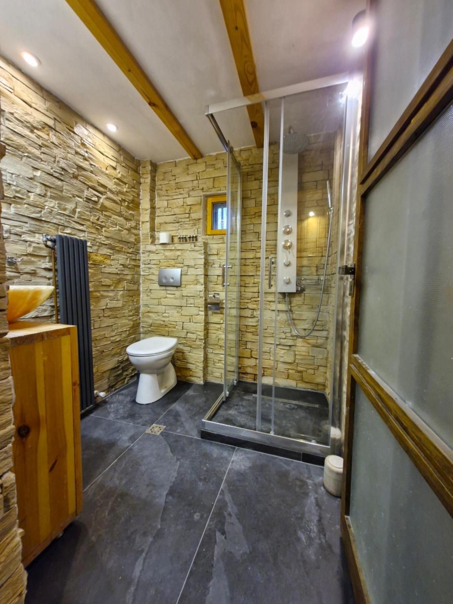Cabana Din Padurea Valeni Vălenii de Munte Esterno foto