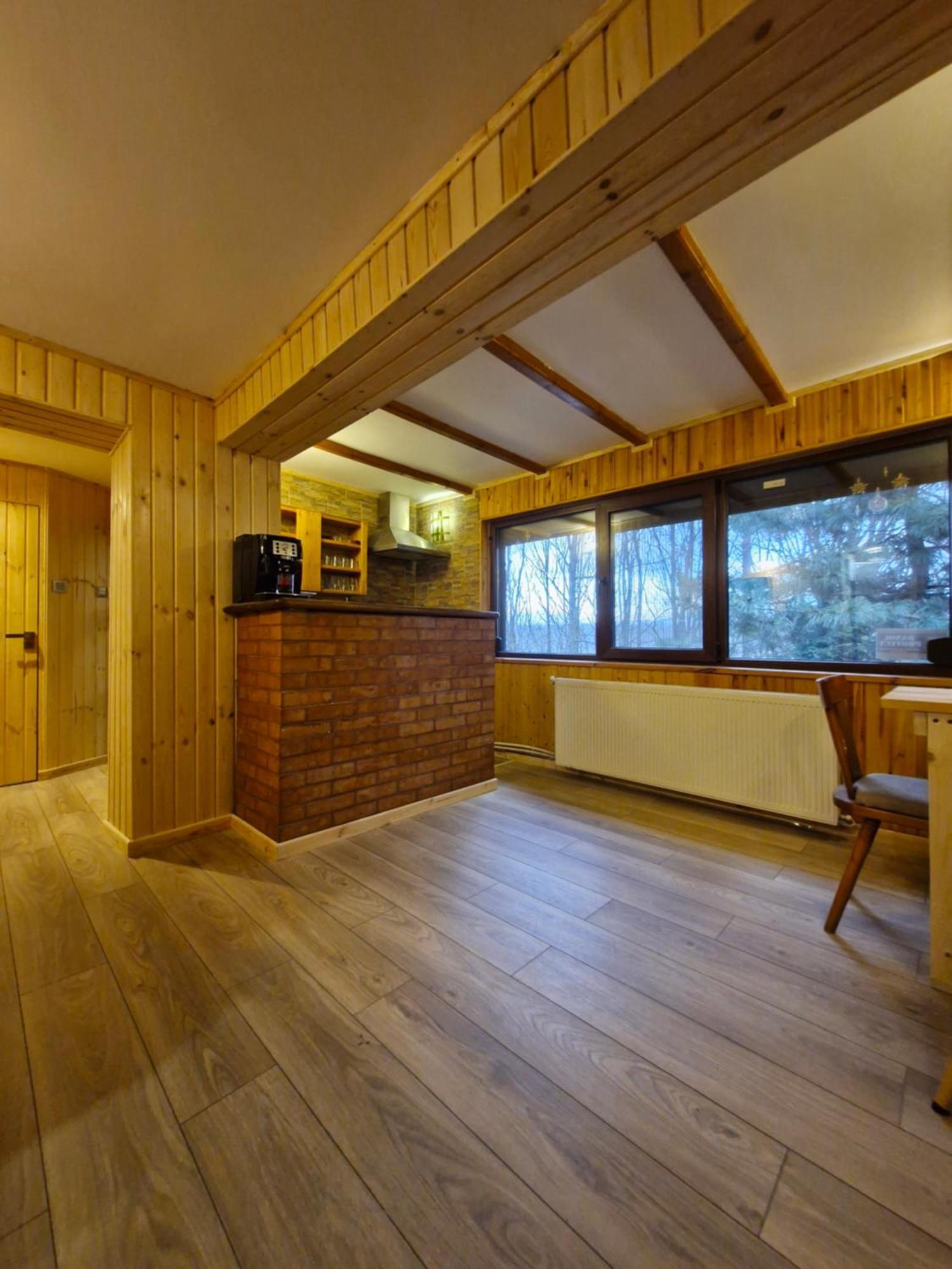 Cabana Din Padurea Valeni Vălenii de Munte Esterno foto